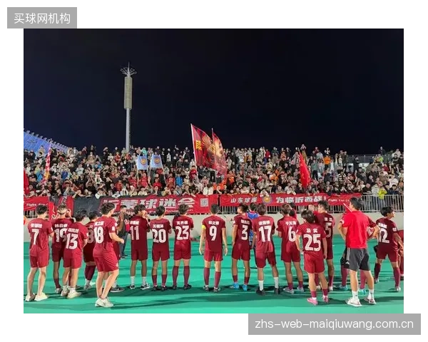 定位球或成加拿大队破局关键,拉林的高度是主要攻击点。 定位球或成加拿大队破局关键,拉林的高度是主要攻击点。